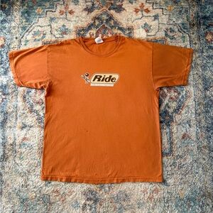Ride Snowboarding DISTRESSED T-shirt Large